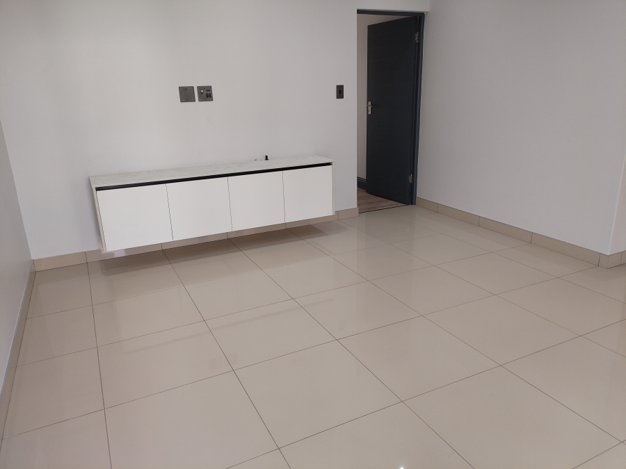 5 Bedroom Property for Sale in Tafelzicht Western Cape